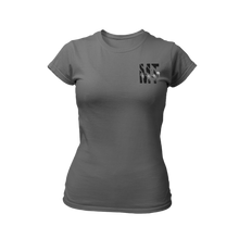 Charger l&#39;image dans la galerie, T-Shirt charcoal col rond pour femme avec logo MT noir
